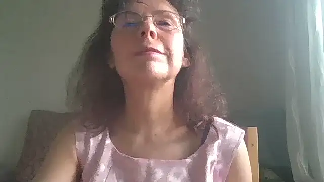 HollyJewel – Naživo XXX chat