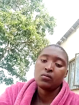 MISS-ENTITLED Chat XXX live