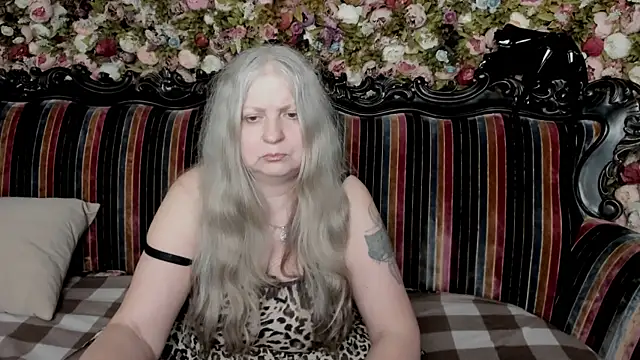 Chat +18 de mariabelladonna ao vivo