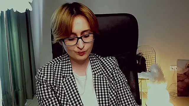 LixeLuna Chat XXX live