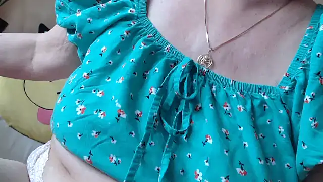 Dorina 라이브 XXX 채팅