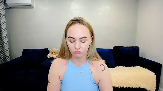 LiluMoon__ live XXX chat