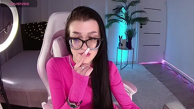 Chatroom XXX en direct de Ariella_Me