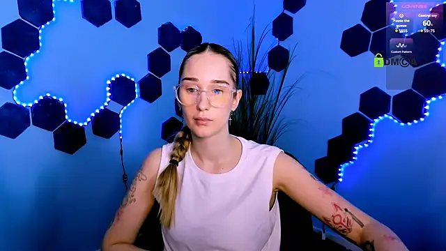 _kellykitten_'s Live XXX Chat