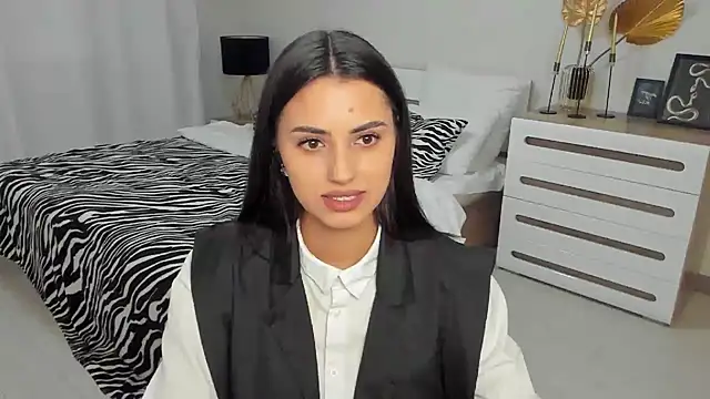 Czat XXX na żywo – Jasmine_Stewart