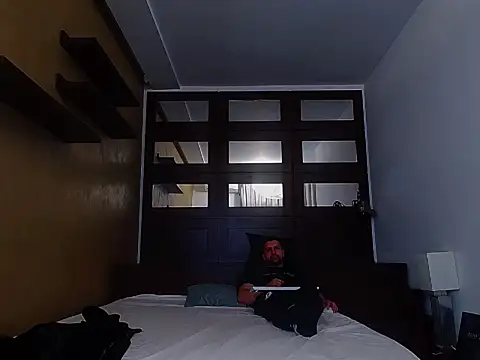 XXX chat uživo modela BryceReign