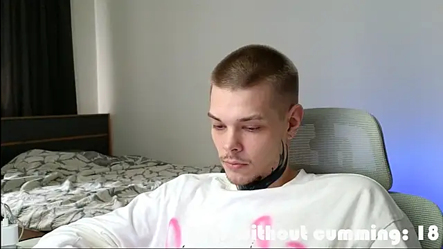 DENIS_HERE live XXX chat