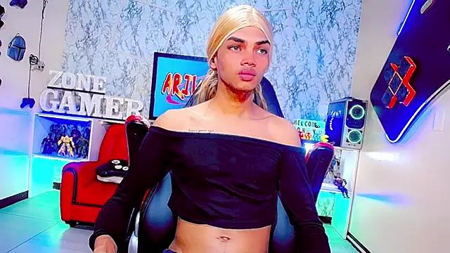 Онлайн чат XXX Karol_Vanessa__