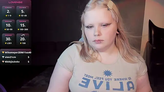 LottieReed – Naživo XXX chat