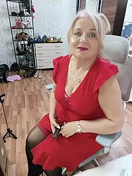 AvrilMillers live XXX chat