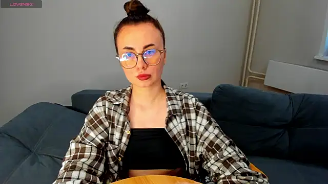 MewStella 现场XXX聊天