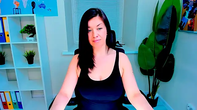 AnaMills' Live XXX Chat