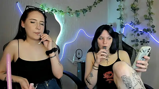 Elastikisss Show in webcam