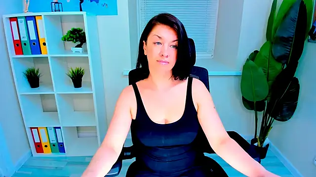 AnaMills Chat XXX in diretta