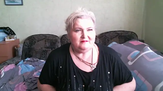 Show modela Lana555 na web-kameri