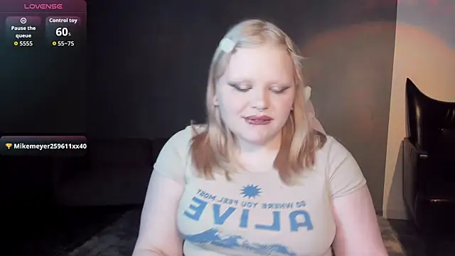 LottieReed Chat XXX in diretta