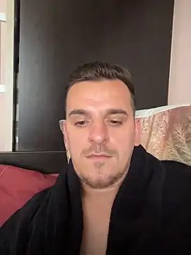 Huge_cock22cm Adlı Modelin Canlı XXX Sohbeti