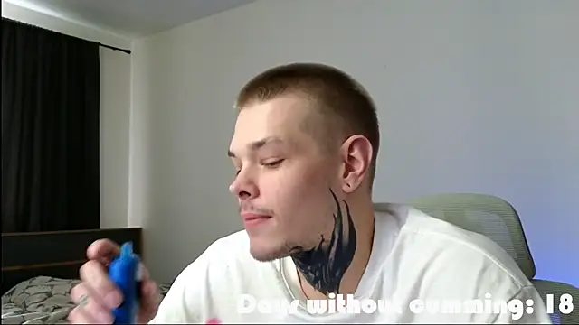 DENIS_HERE Webcamshow