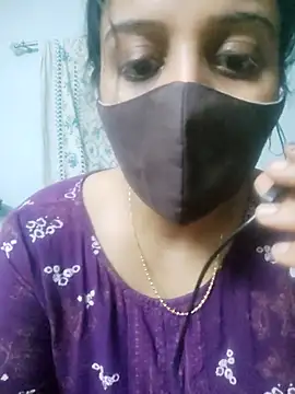 Tamil_shaliniのライブチャットルーム