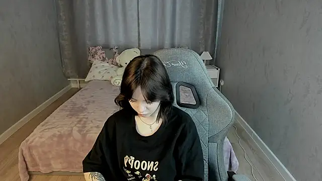 Loly_Cuttie's Live XXX Chat