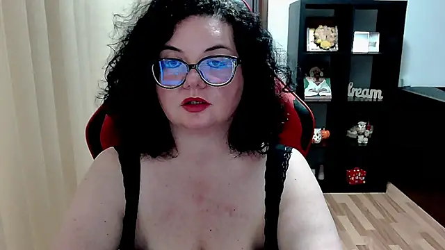 MissTroublle's Live XXX Chat