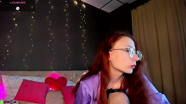 Lea_much's Live XXX Chat