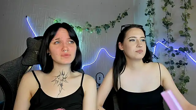 Elastikisss – webcam-show