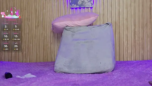 Chat +18 de Moon_celeste ao vivo