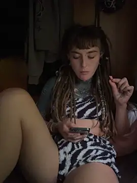 Chatroom XXX en direct de HornyHippy1