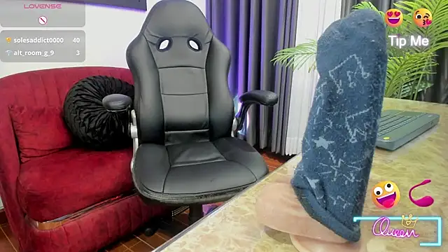 VictoriaPaker live XXX chat