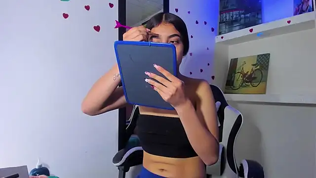 XXX chat uživo modela honeyluxe_