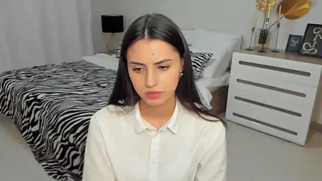 Jasmine_StewartのライブXXXチャット