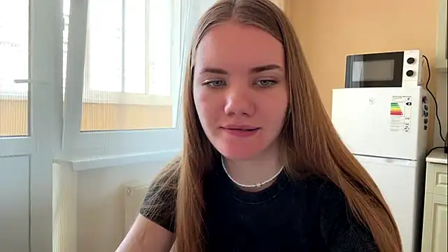doana_bebriti Adlı Modelin Canlı XXX Sohbeti