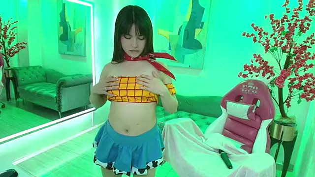Chloe_dolly Chat XXX in diretta