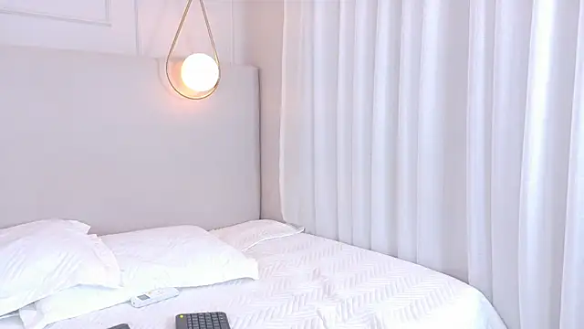 Chat XXX ao vivo de ZoeyPetit