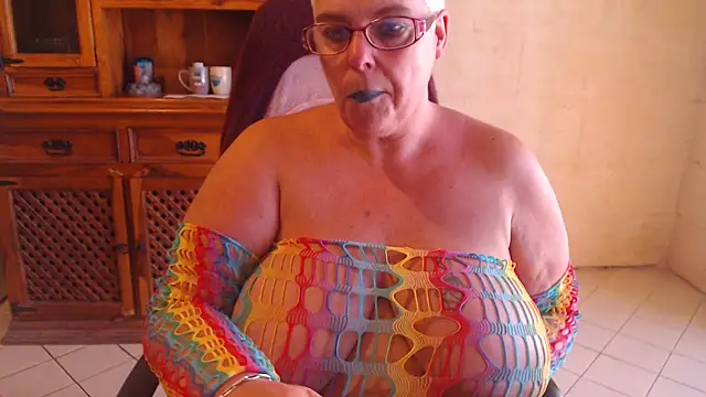 MISS_LINDAH webcam show