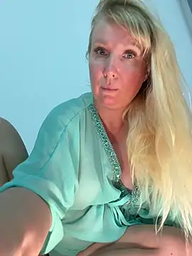 EmmaInLove23 라이브 XXX 채팅
