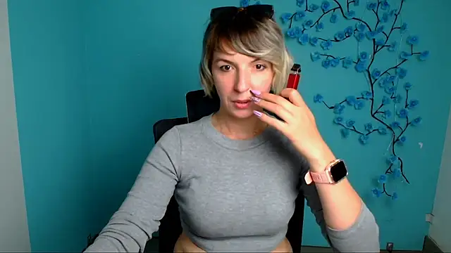 Lana_Foxyy 라이브 XXX 채팅
