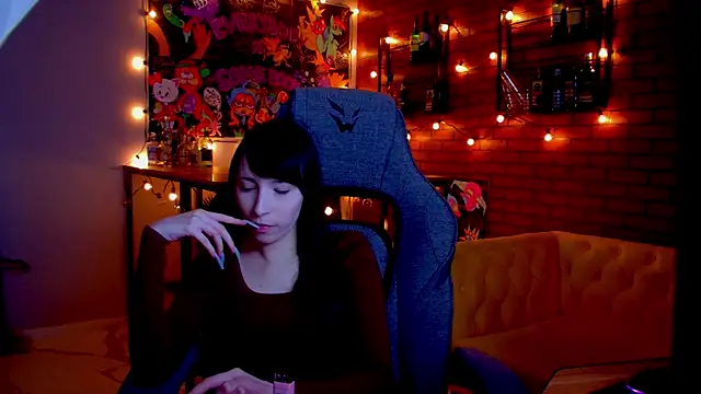 SeraphineSparda Chat XXX live