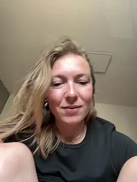 BunnyDiamond1 Live XXX Chat