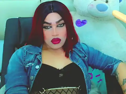 NharaBigCock's Live XXX Chat