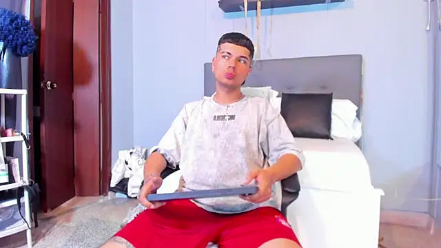 Webkamerová show Briian__
