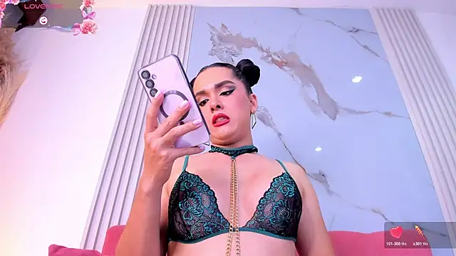 AudreyHayworthのウェブカメラショー
