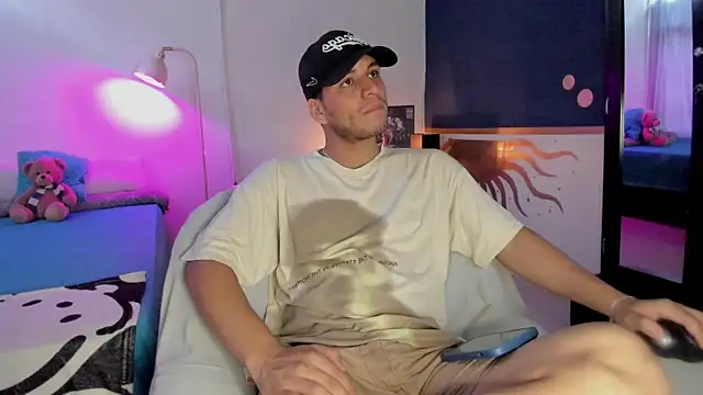 Chat +18 de Naxttan ao vivo