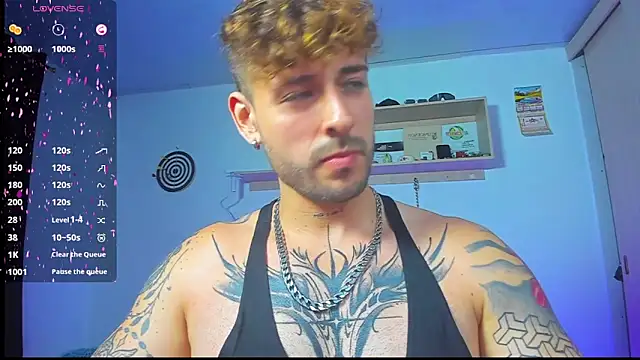 Chat +18 de Ares_blue ao vivo