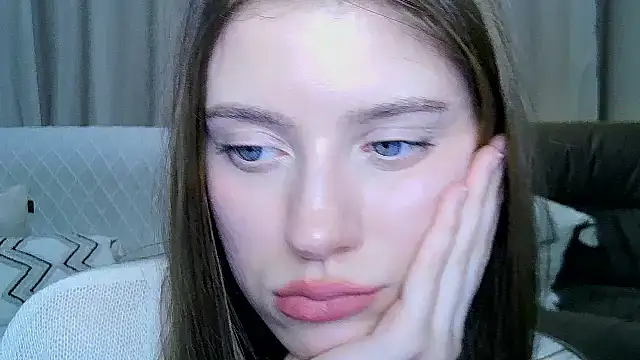 Erica_Kiss' Live XXX Chat