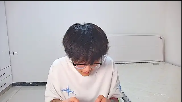 KK-cuteboyのウェブカメラショー