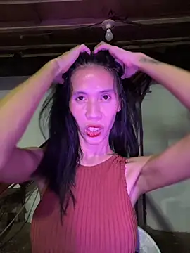 LoveRUBY143 webcam show