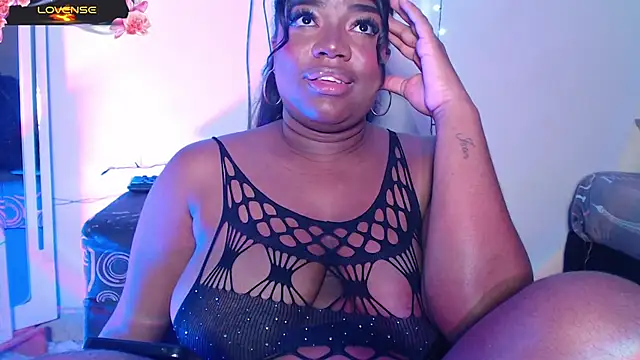Chat +18 de GraceMaaceey ao vivo