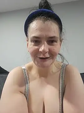 Chat XXX ao vivo de roksa2026